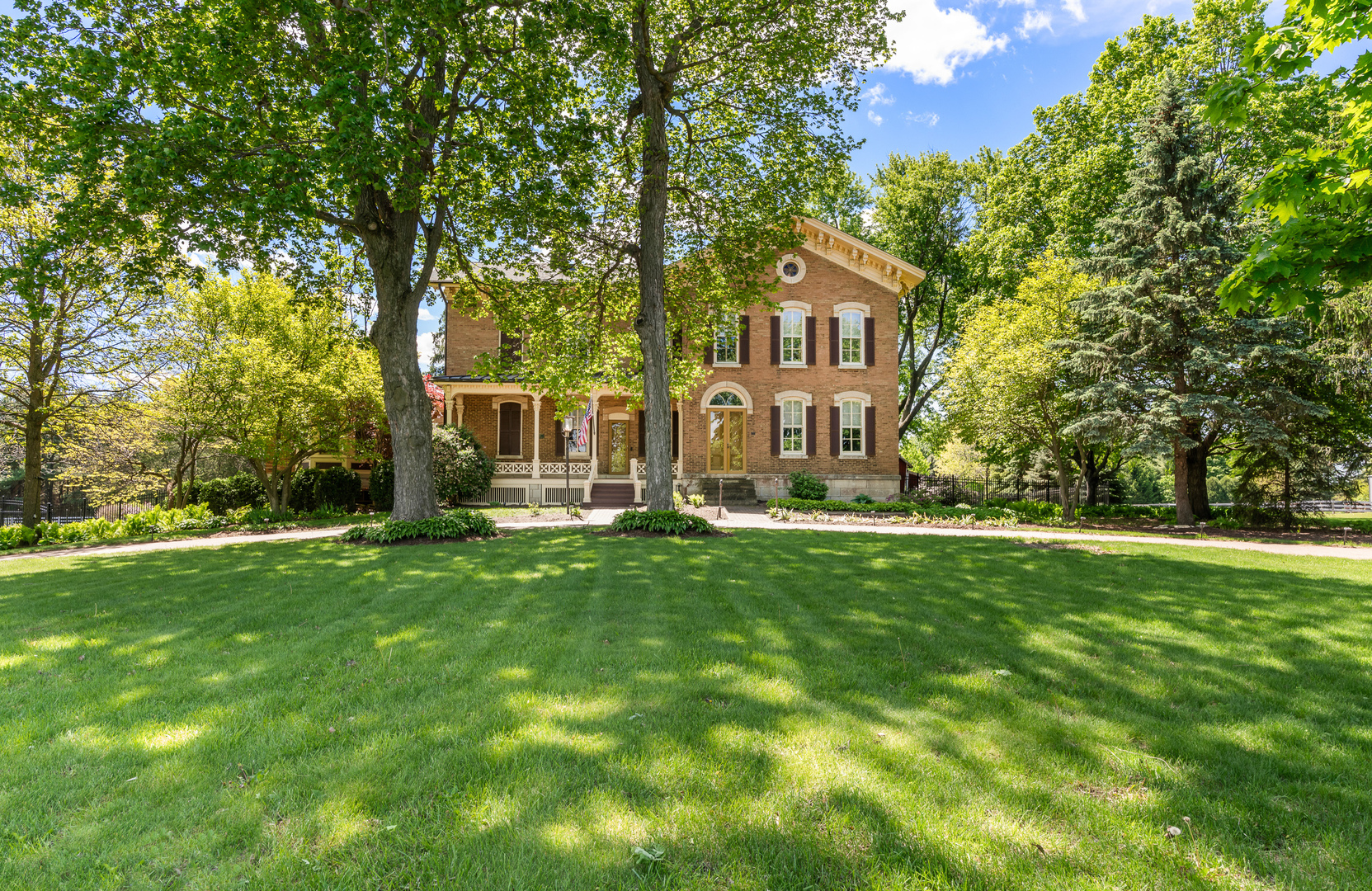 1542 Plainfield Road Oswego, IL 60543 - Photo 4 of 64