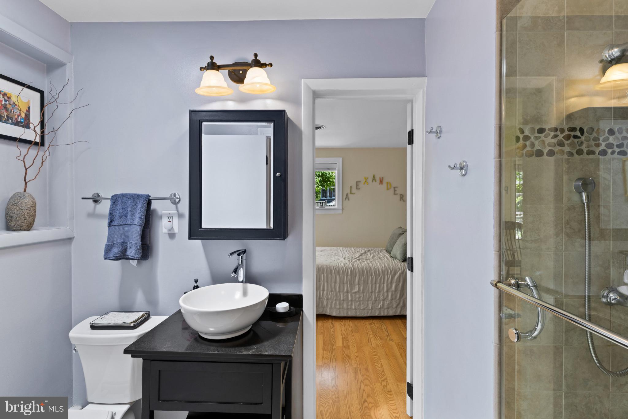 310 Epping Way Annapolis, MD 21401 - Photo 20 of 42 Bedroom #2 with en suite bath