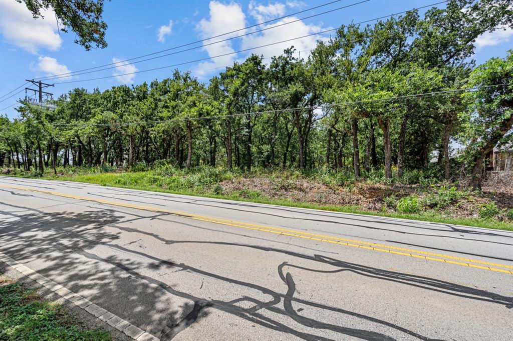 1963 Callender Road Mansfield, TX 76063 - Photo 17 of 19 a view of a yard from a window