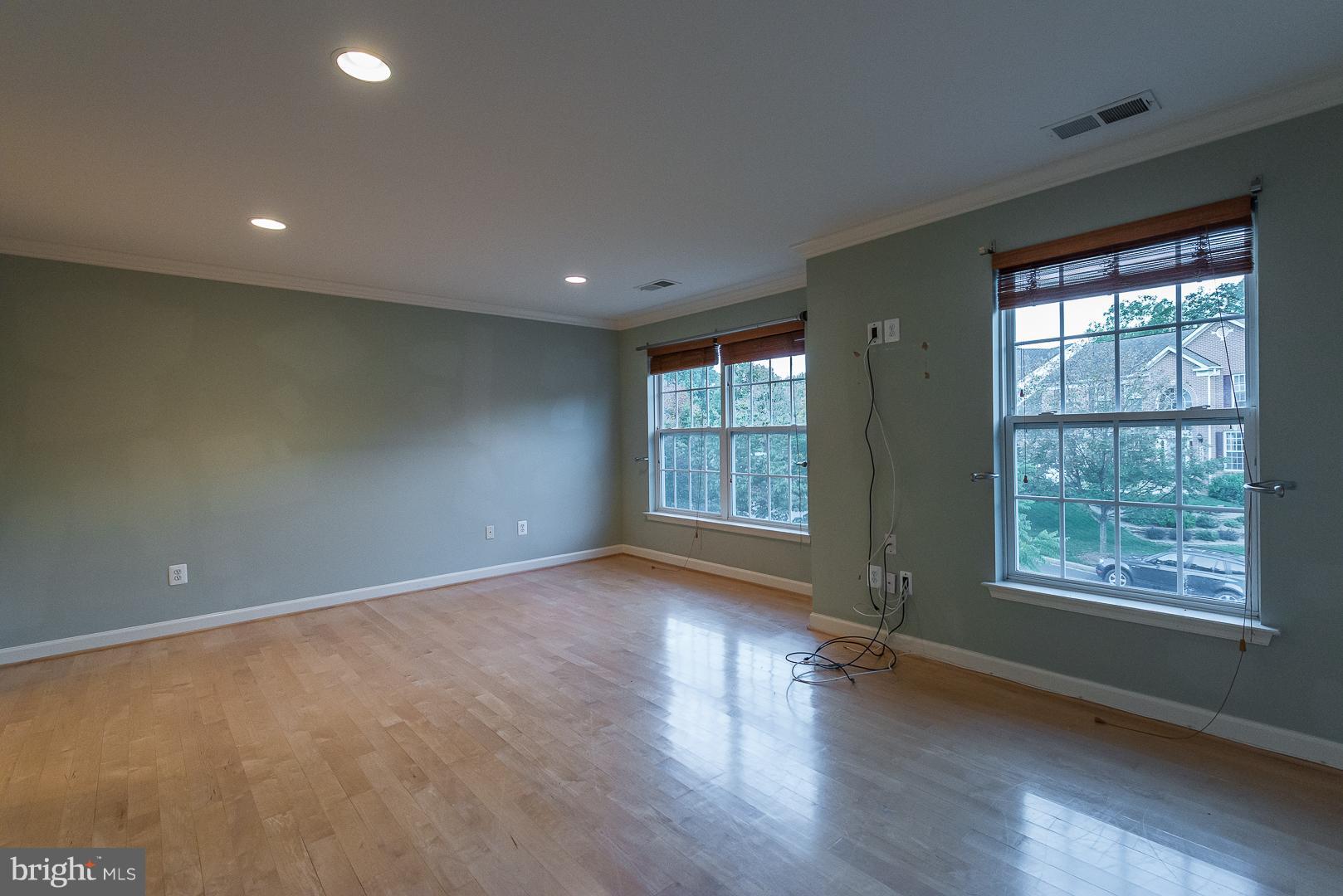 18806 Severn Road Gaithersburg, MD 20879 - Photo 11 of 30 Bedroom (Master)