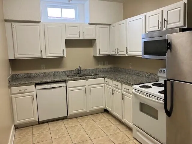 $2,550 | 473 King Street, Unit A, Charleston, SC 29403