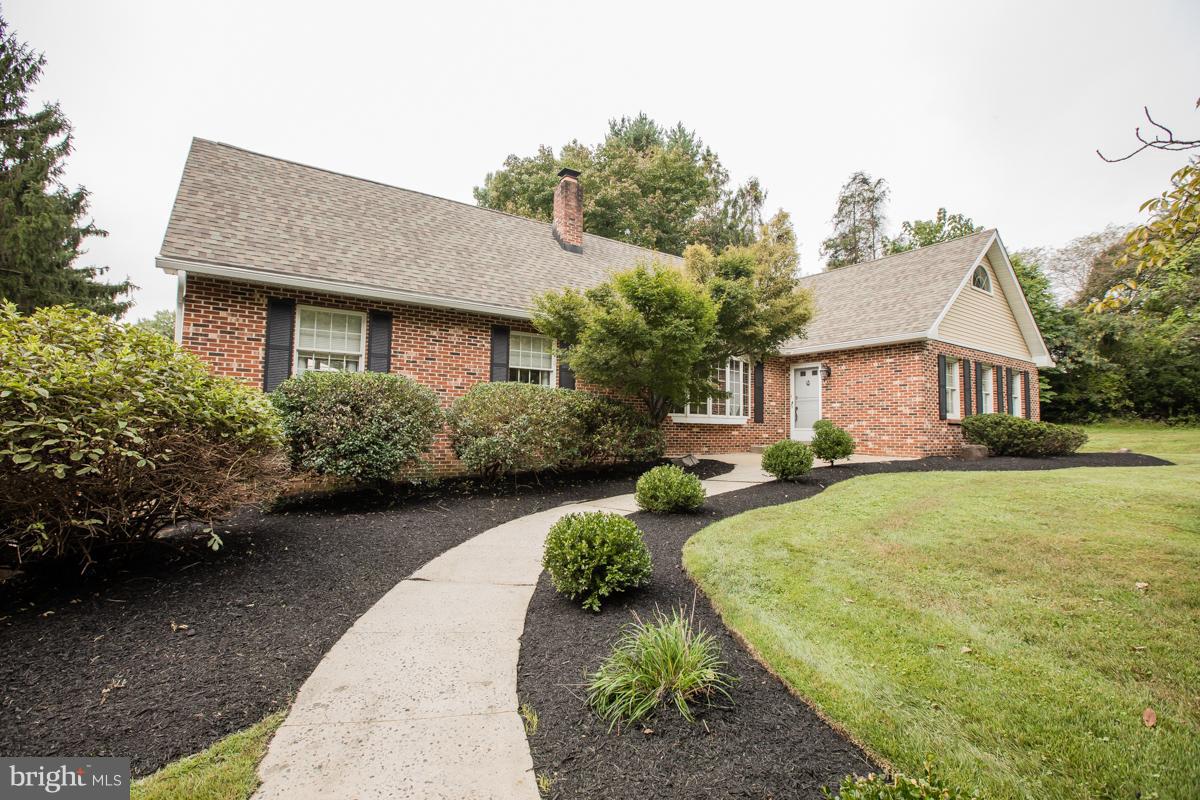 926 South Concord Road West Chester, PA 19382 - Photo 2 of 13