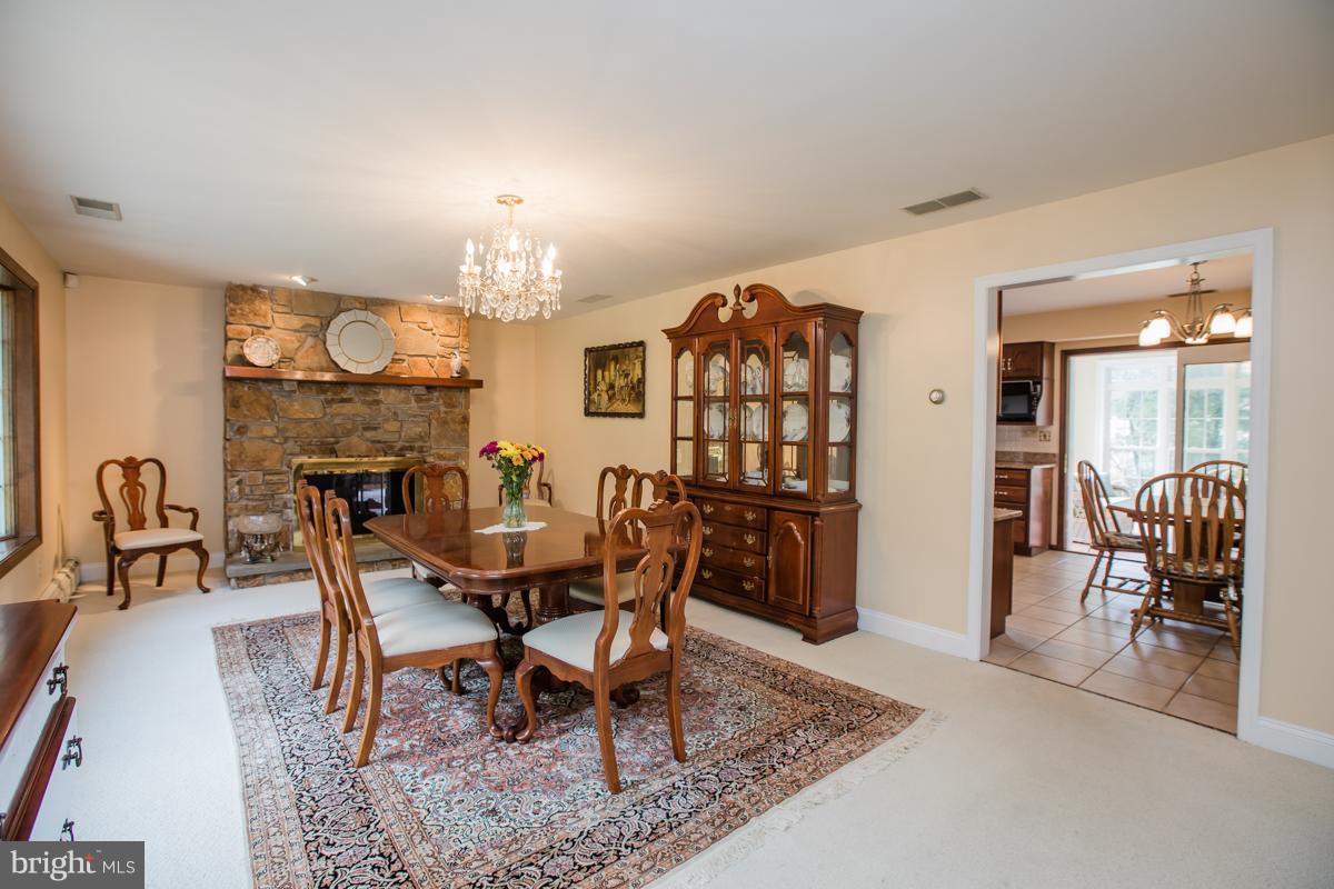 926 South Concord Road West Chester, PA 19382 - Photo 4 of 13