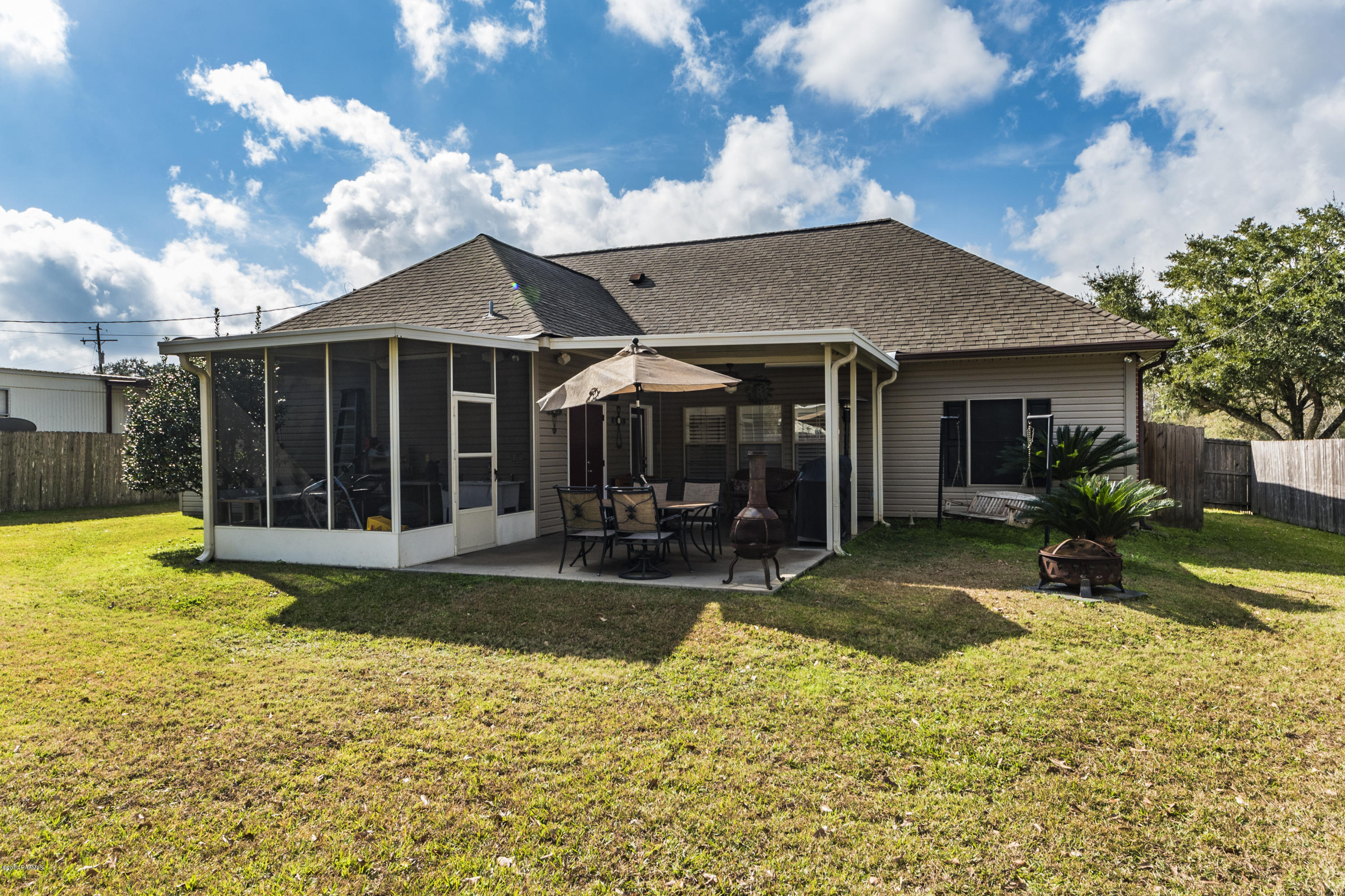 188 East Edith Road Lafayette, LA 70508 - Photo 20 of 33 Back 3