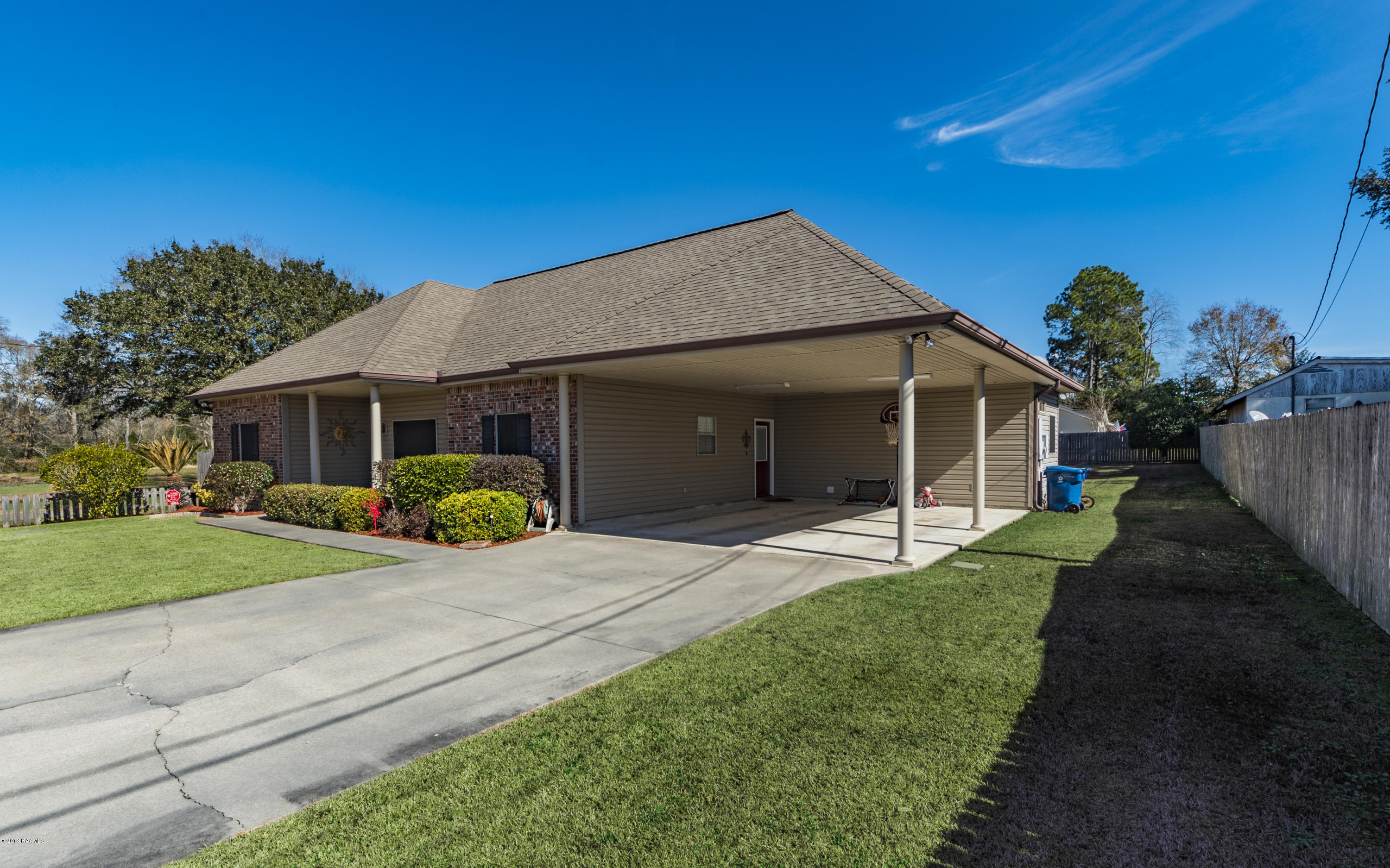 188 East Edith Road Lafayette, LA 70508 - Photo 2 of 33 Front 4b