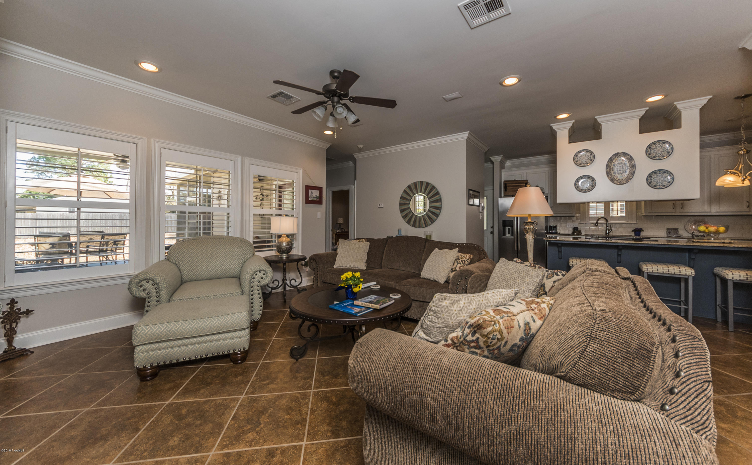 188 East Edith Road Lafayette, LA 70508 - Photo 4 of 33 Living Room 2b