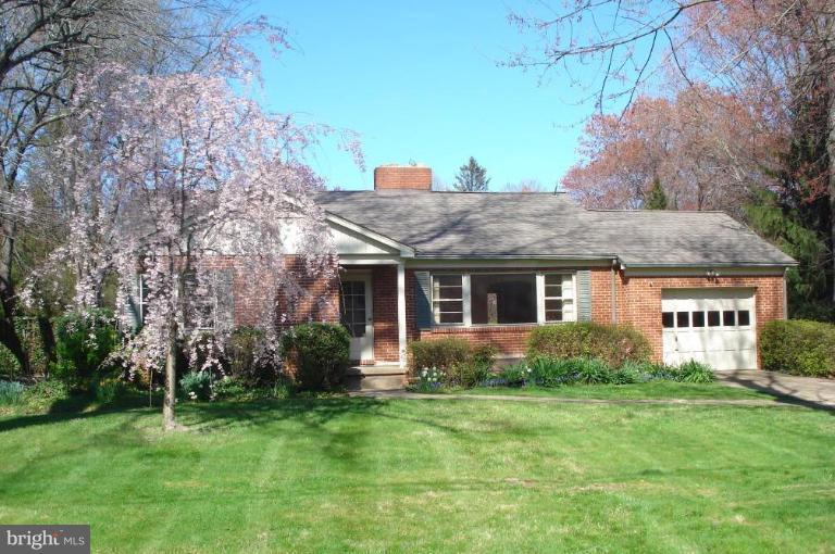 6428 Sleepy Ridge Road Falls Church, VA 22042 - Photo 1 of 12 Exterior (Main)