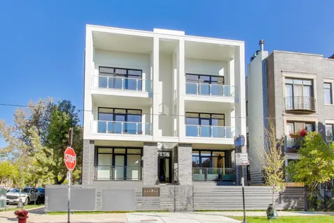 $650,000 | 2456 West Cortez Street, Unit 2E, Chicago, IL 60622