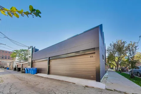 $650,000 | 2456 West Cortez Street, Unit 2E, Chicago, IL 60622