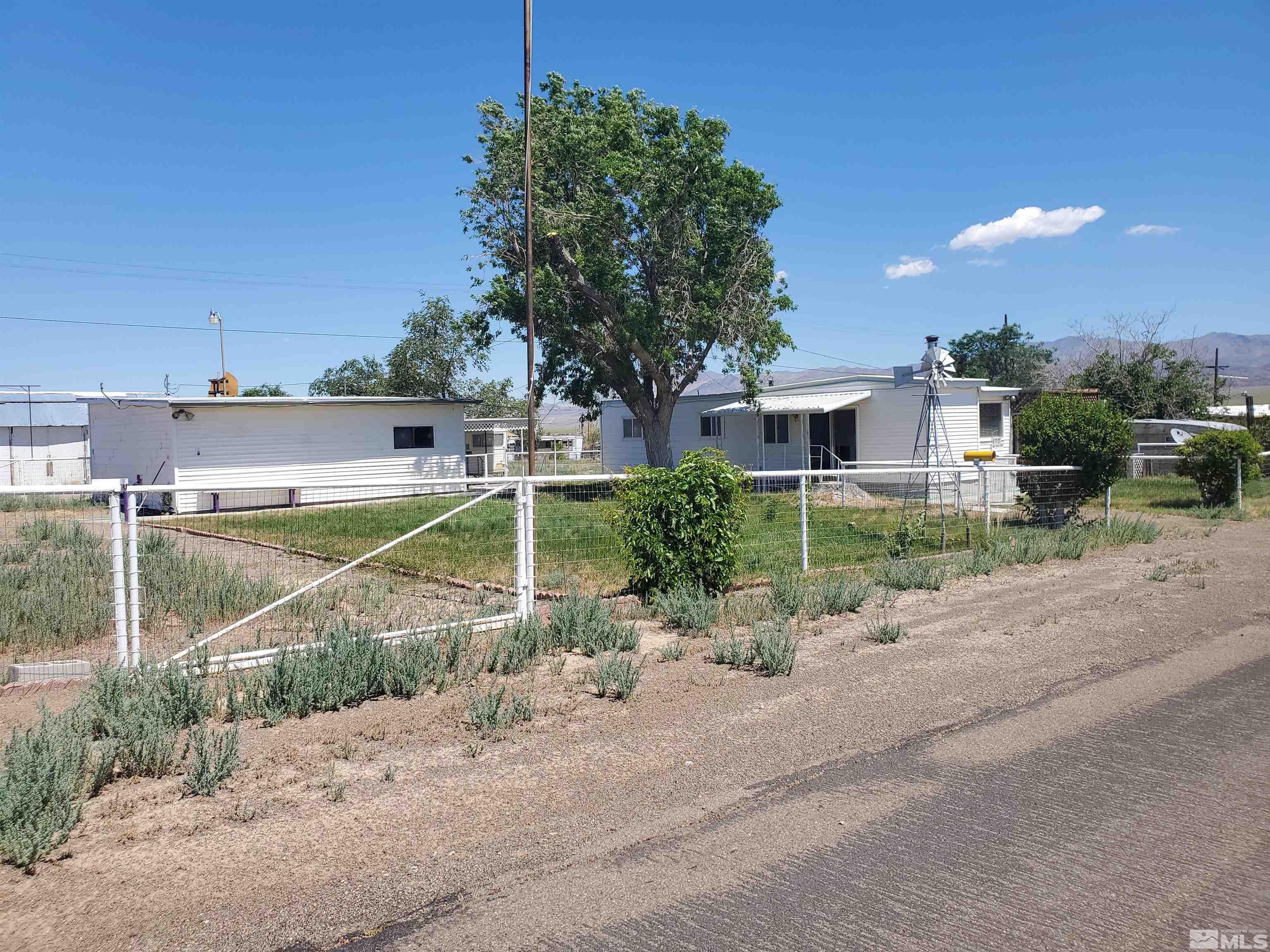 312 Douglas Road Mina, NV 89422 - Photo 10 of 14 Photo 10