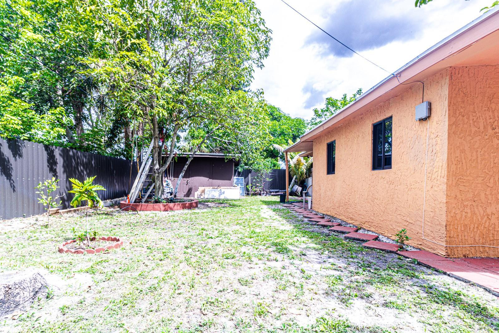 661 Southwest 28th Way Fort Lauderdale, FL 33312 - Photo 18 of 20 Photo 18