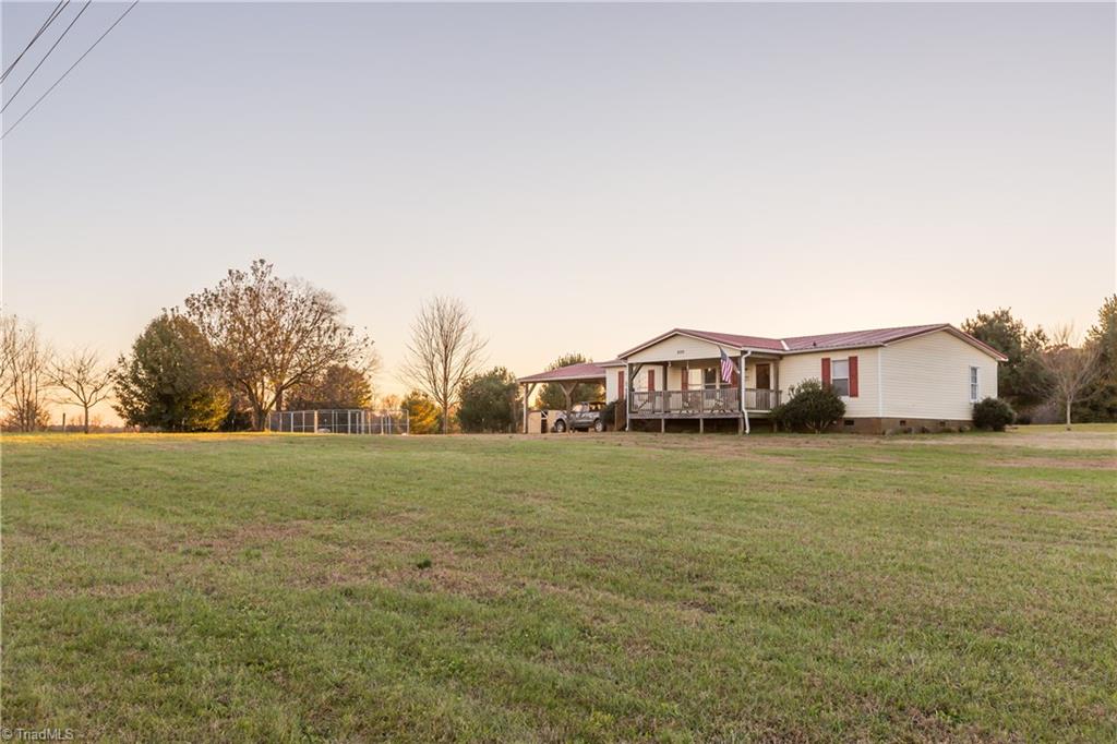 699 Rock Springs Road Harmony, NC 28634 - Photo 1 of 20 Gallery Image 1