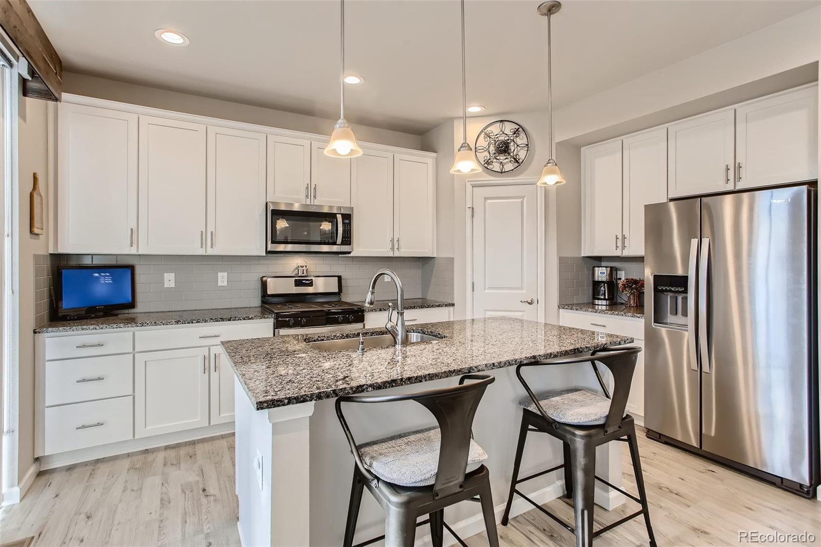 567 Ranchhand Drive Berthoud, CO 80513 - Photo 9 of 31 Gallery Image 9