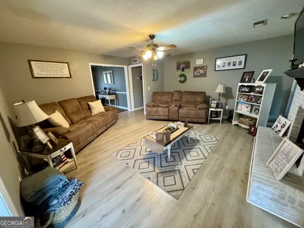 $399,000 | 805 Mitchell Drive, Vidalia, GA 30474