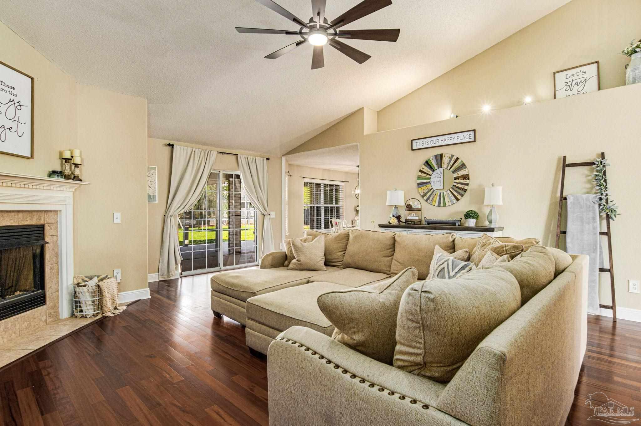 7472 Farmers Road Pensacola, FL 32526 - Photo 14 of 43 Gallery Image 14