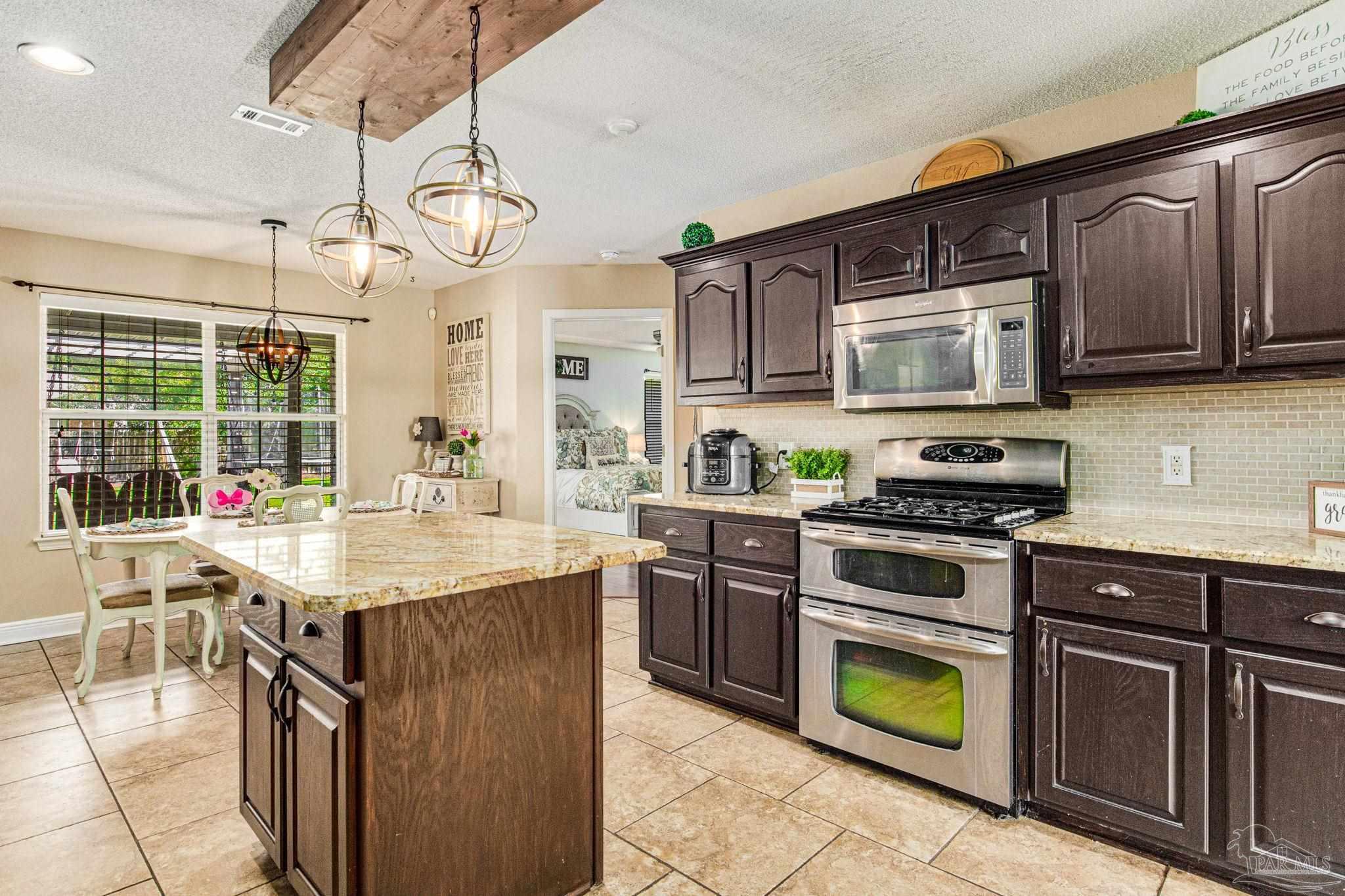 7472 Farmers Road Pensacola, FL 32526 - Photo 17 of 43 Gallery Image 17