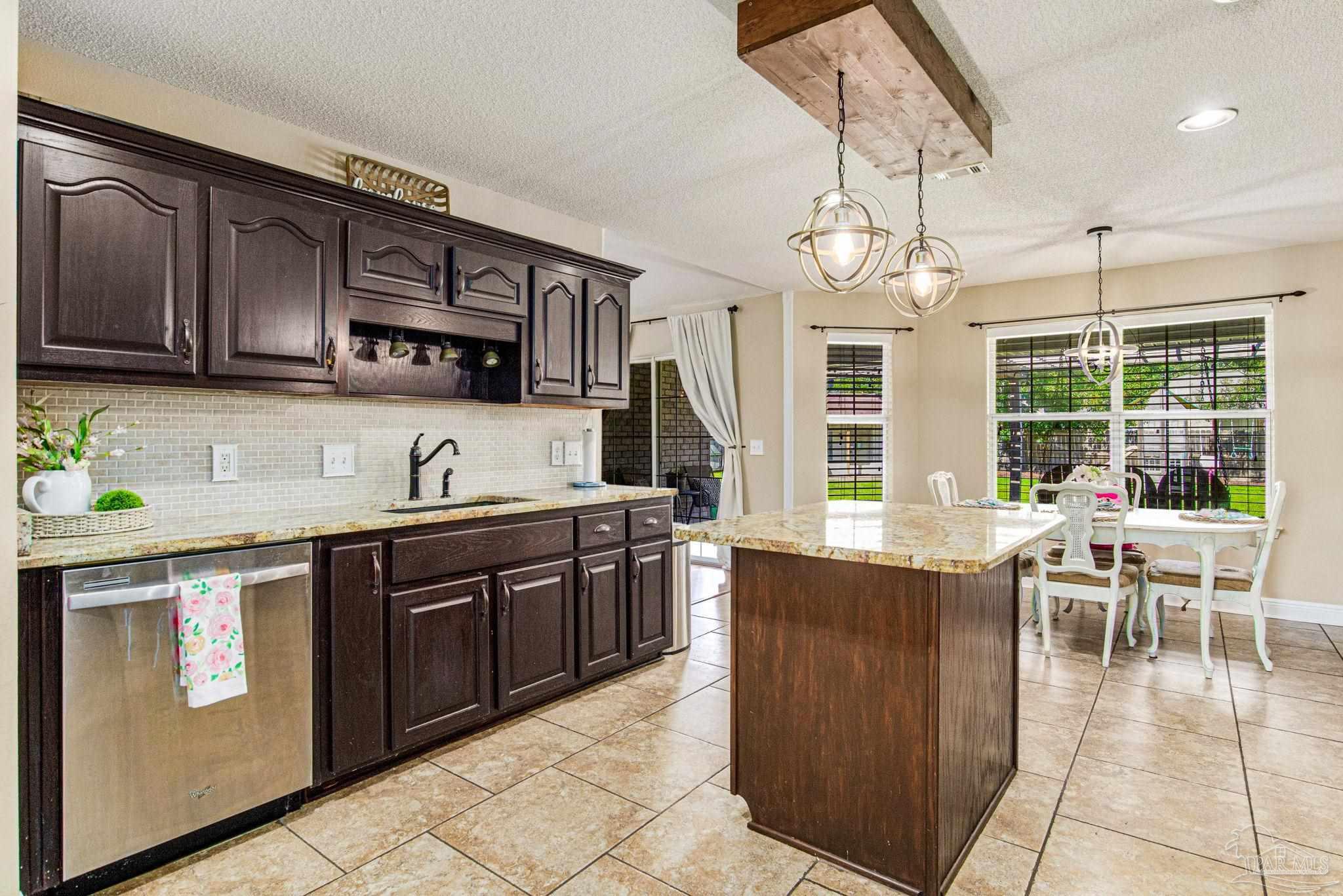 7472 Farmers Road Pensacola, FL 32526 - Photo 18 of 43 Gallery Image 18