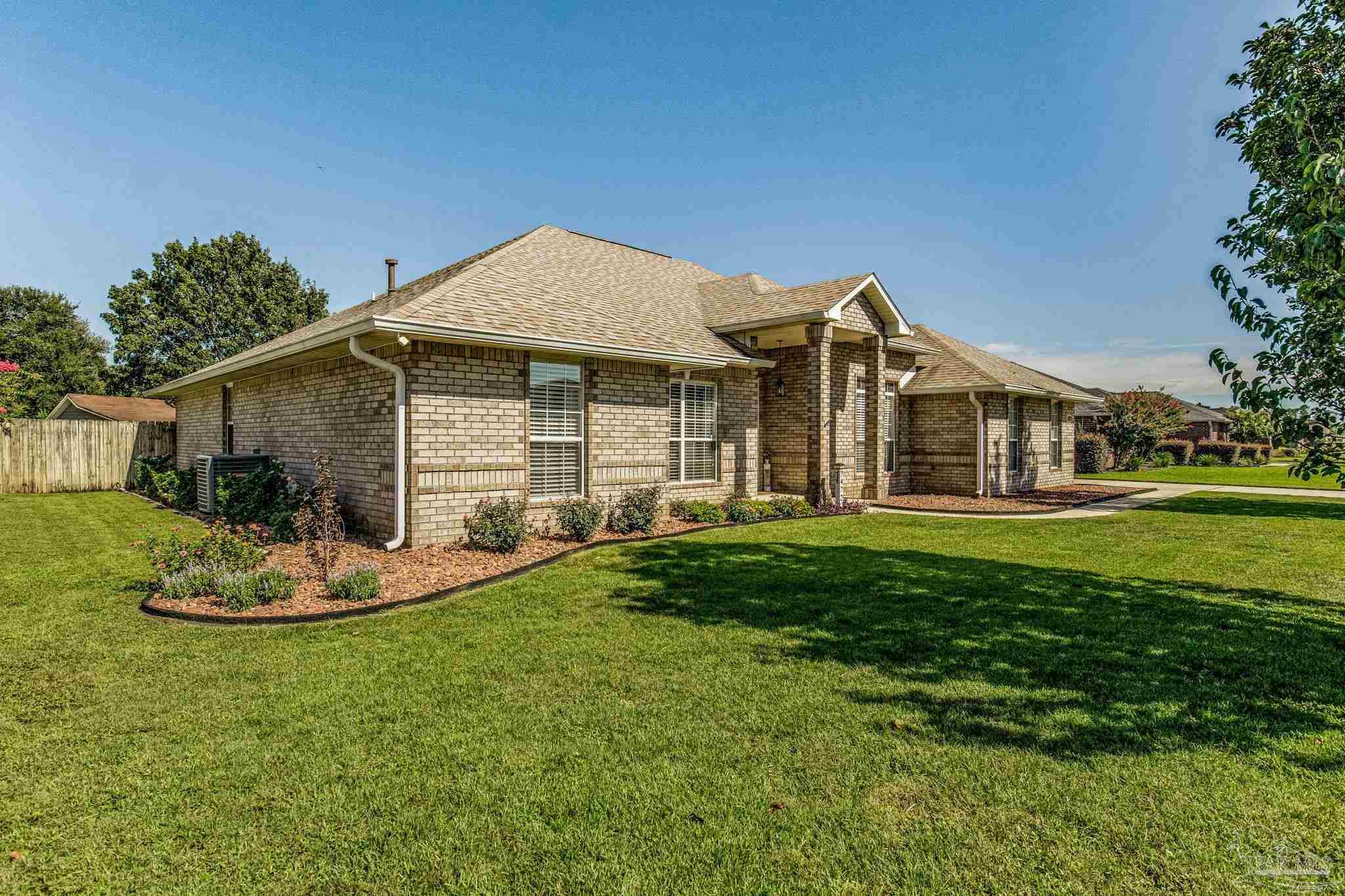 7472 Farmers Road Pensacola, FL 32526 - Photo 2 of 43 Gallery Image 2