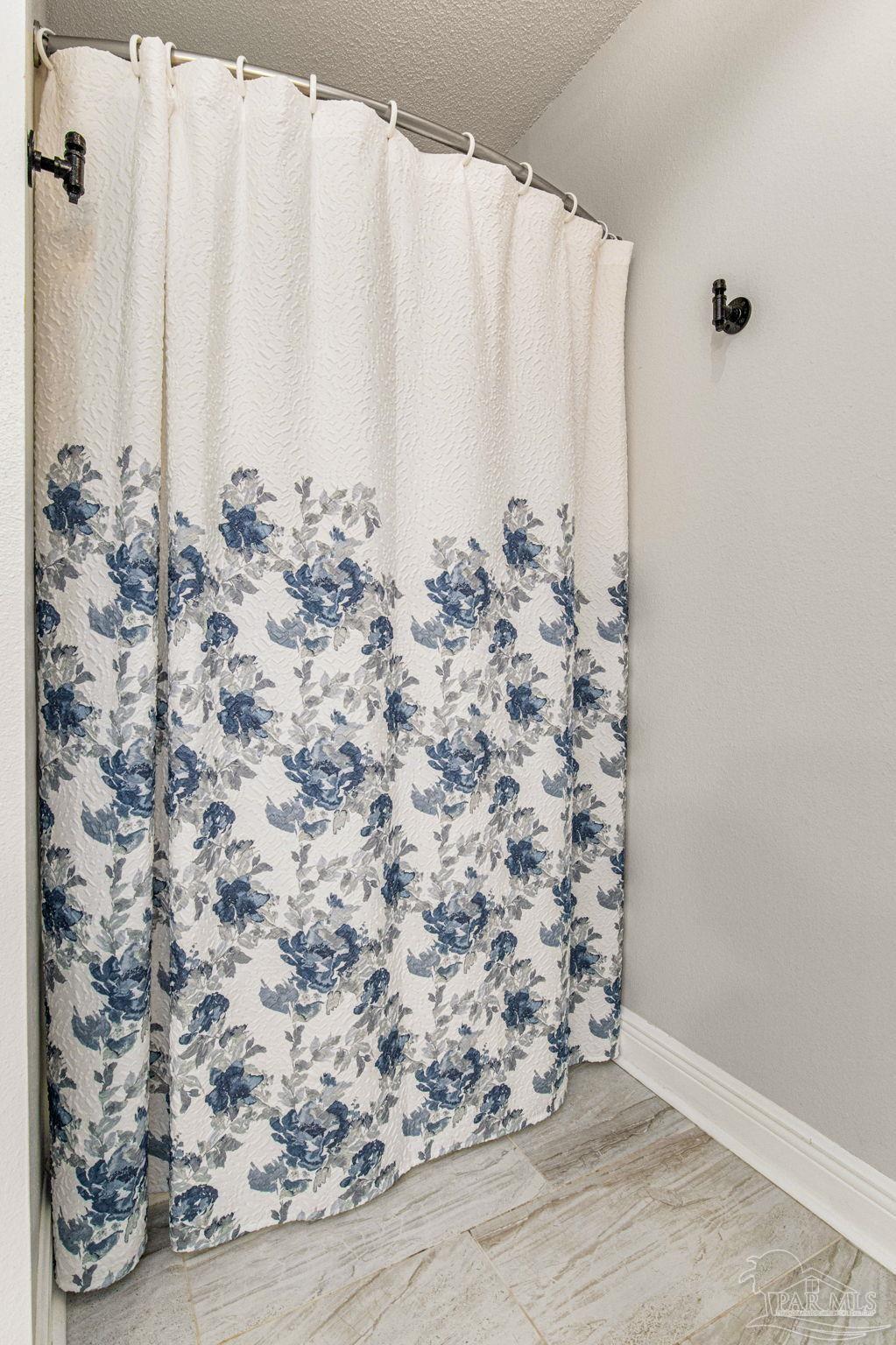 7472 Farmers Road Pensacola, FL 32526 - Photo 25 of 43 Gallery Image 25