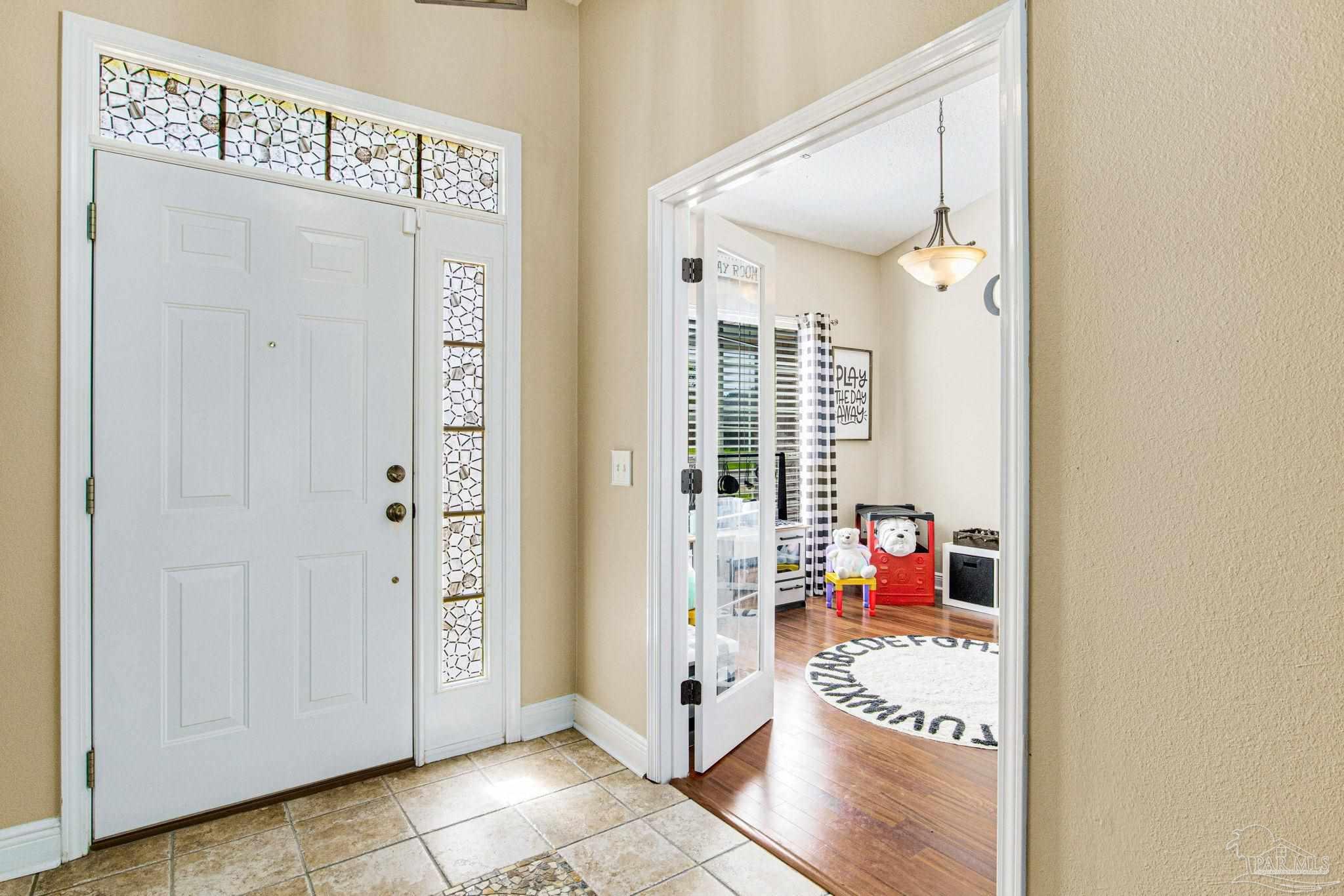 7472 Farmers Road Pensacola, FL 32526 - Photo 5 of 43 Gallery Image 5