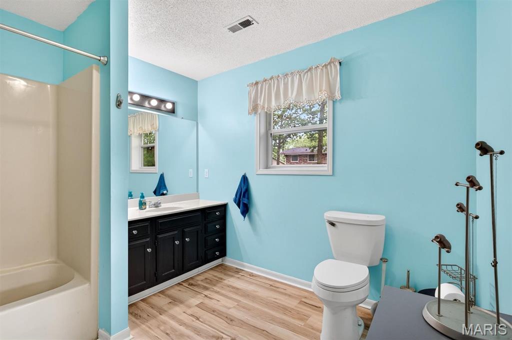 1041 Ha Ha Tonka Road Camdenton, MO 65020 - Photo 20 of 44