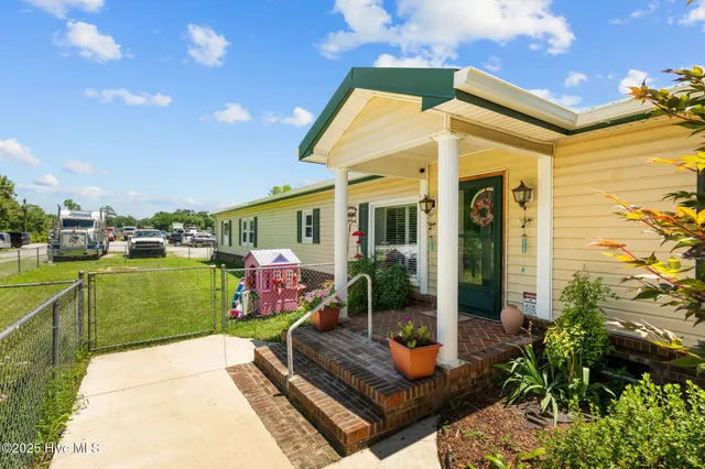 $950,000 | 1831 Clarks Road, New Bern, NC 28562