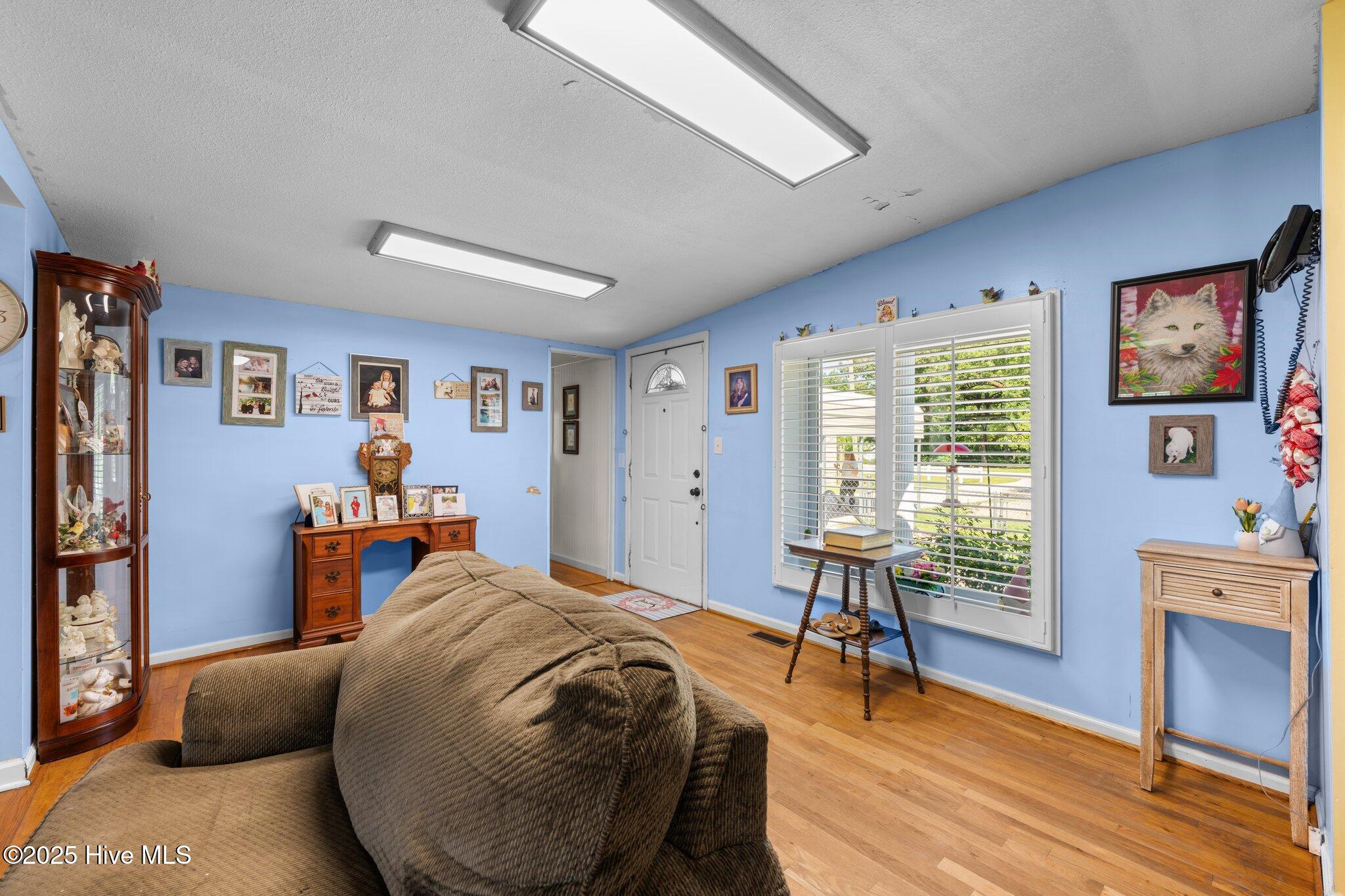 1831 Clarks Road New Bern, NC 28562 - Photo 21 of 82 entryway