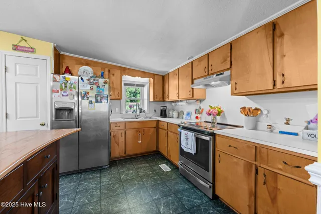 $950,000 | 1831 Clarks Road, New Bern, NC 28562