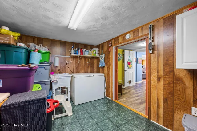 $950,000 | 1831 Clarks Road, New Bern, NC 28562