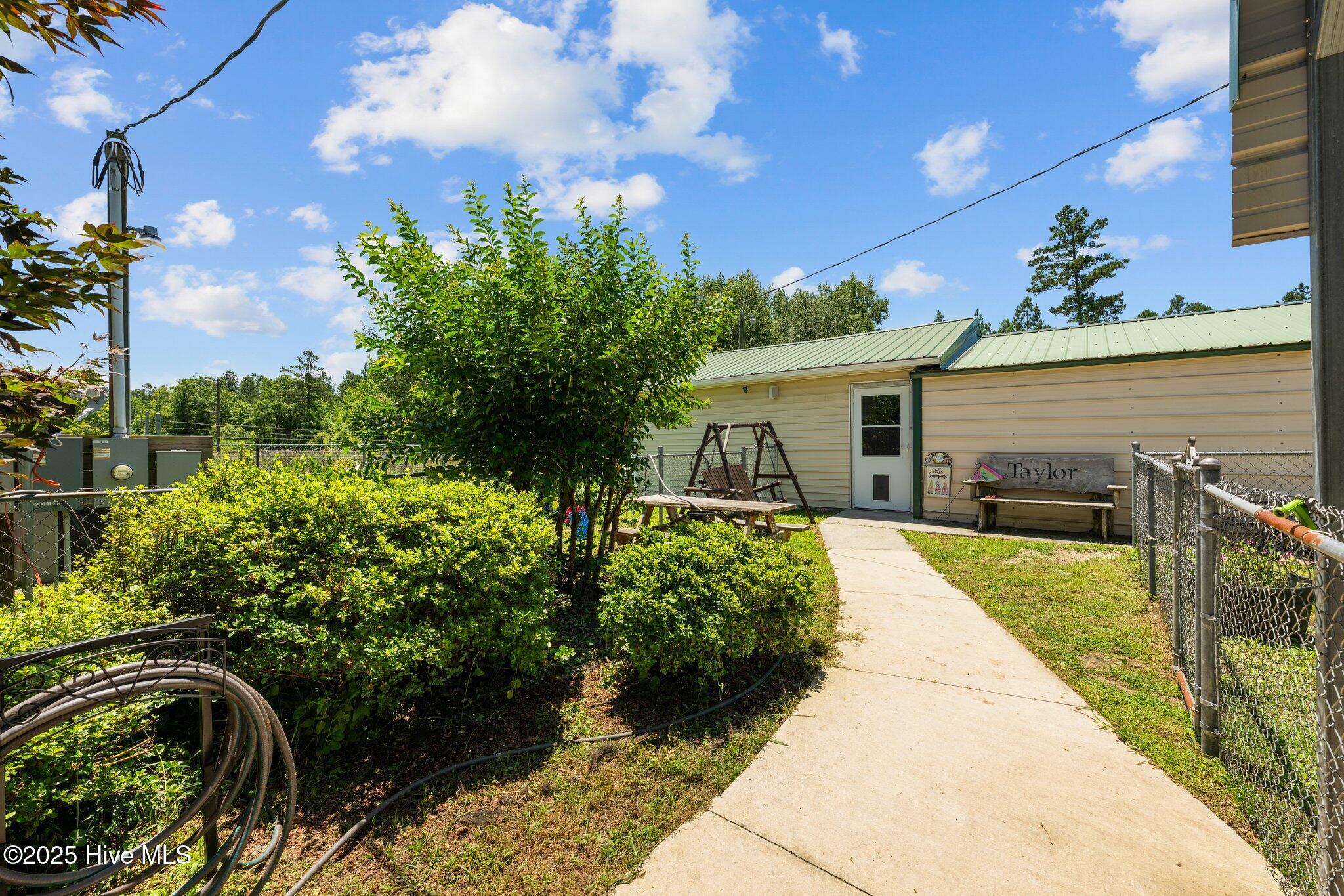 1831 Clarks Road New Bern, NC 28562 - Photo 42 of 82 workshop