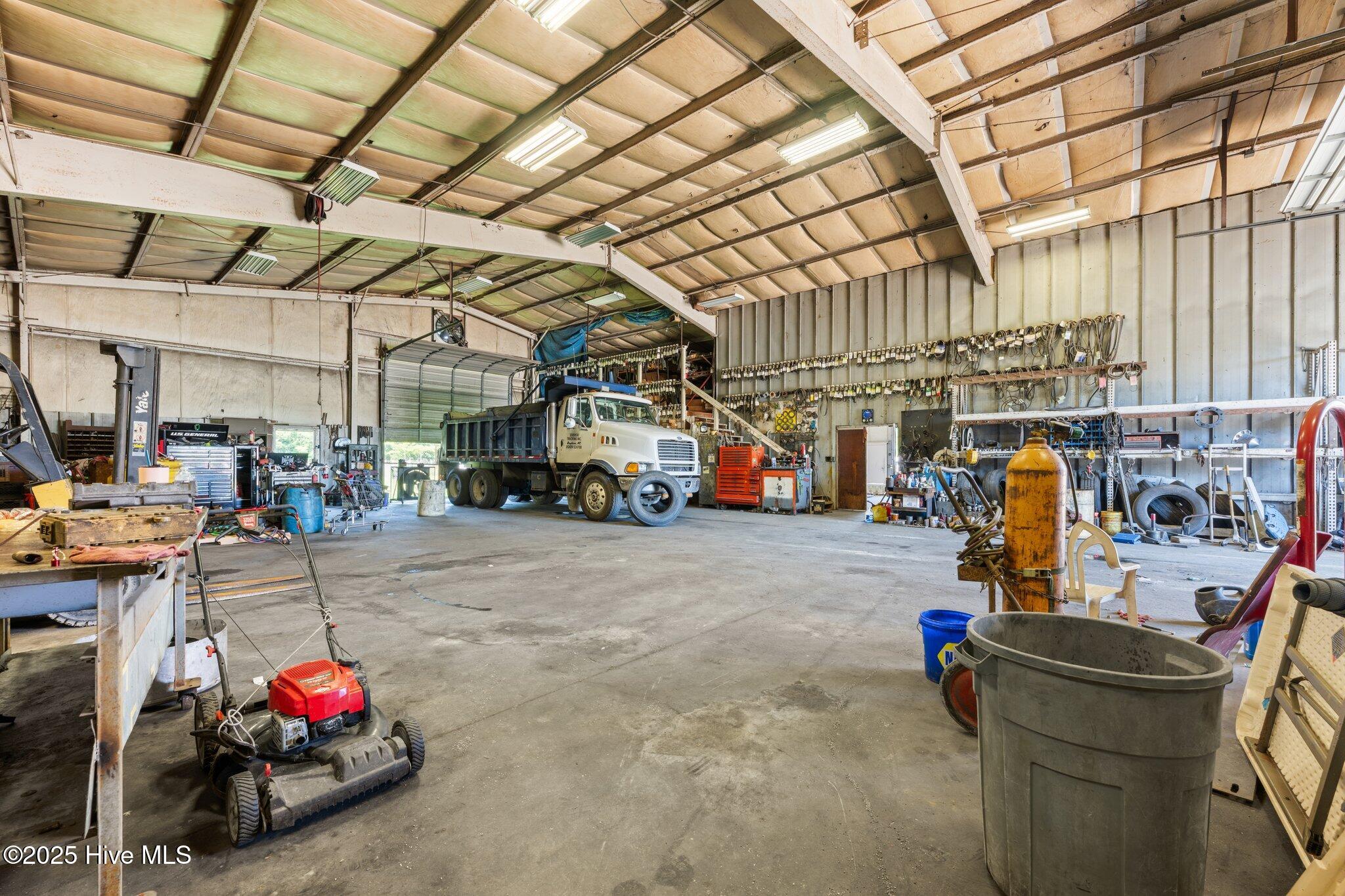 1831 Clarks Road New Bern, NC 28562 - Photo 62 of 82 second area of shop