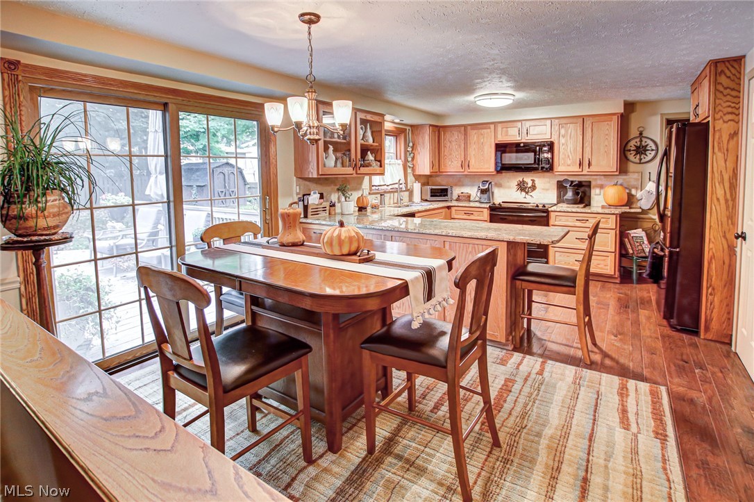 16609 Drake Road Strongsville, OH 44136 - Photo 7 of 35