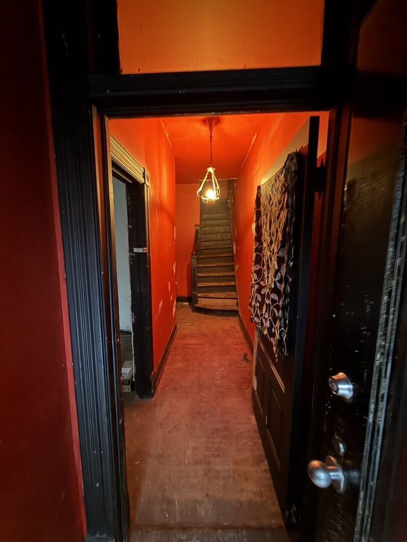 207 South Troy Street Chicago, IL 60612 - Photo 2 of 30