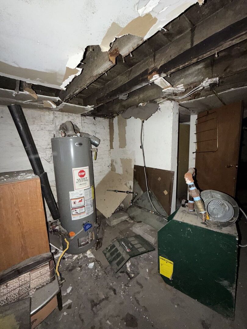 207 South Troy Street Chicago, IL 60612 - Photo 23 of 30 a view of gym