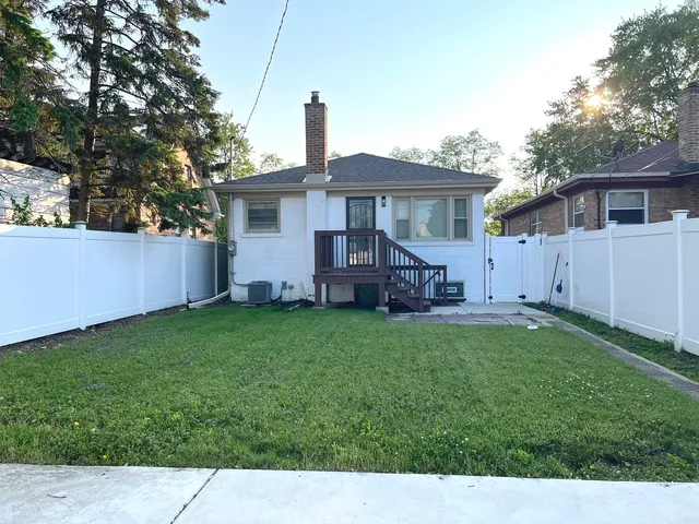 $329,900 | 1023 Rice Avenue, Bellwood, IL 60104