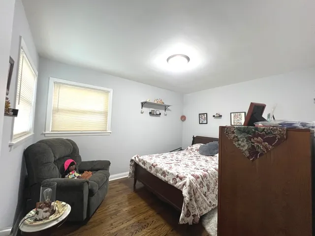 $329,900 | 1023 Rice Avenue, Bellwood, IL 60104