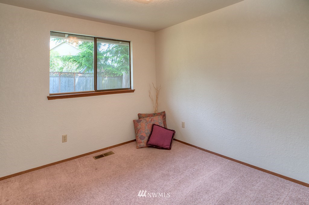 3023 165th Place Southeast Bothell, WA 98012 - Photo 8 of 13