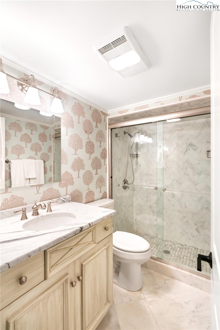 271 The Lakes, Unit B3 Boone, NC 28607 - Photo 10 of 35