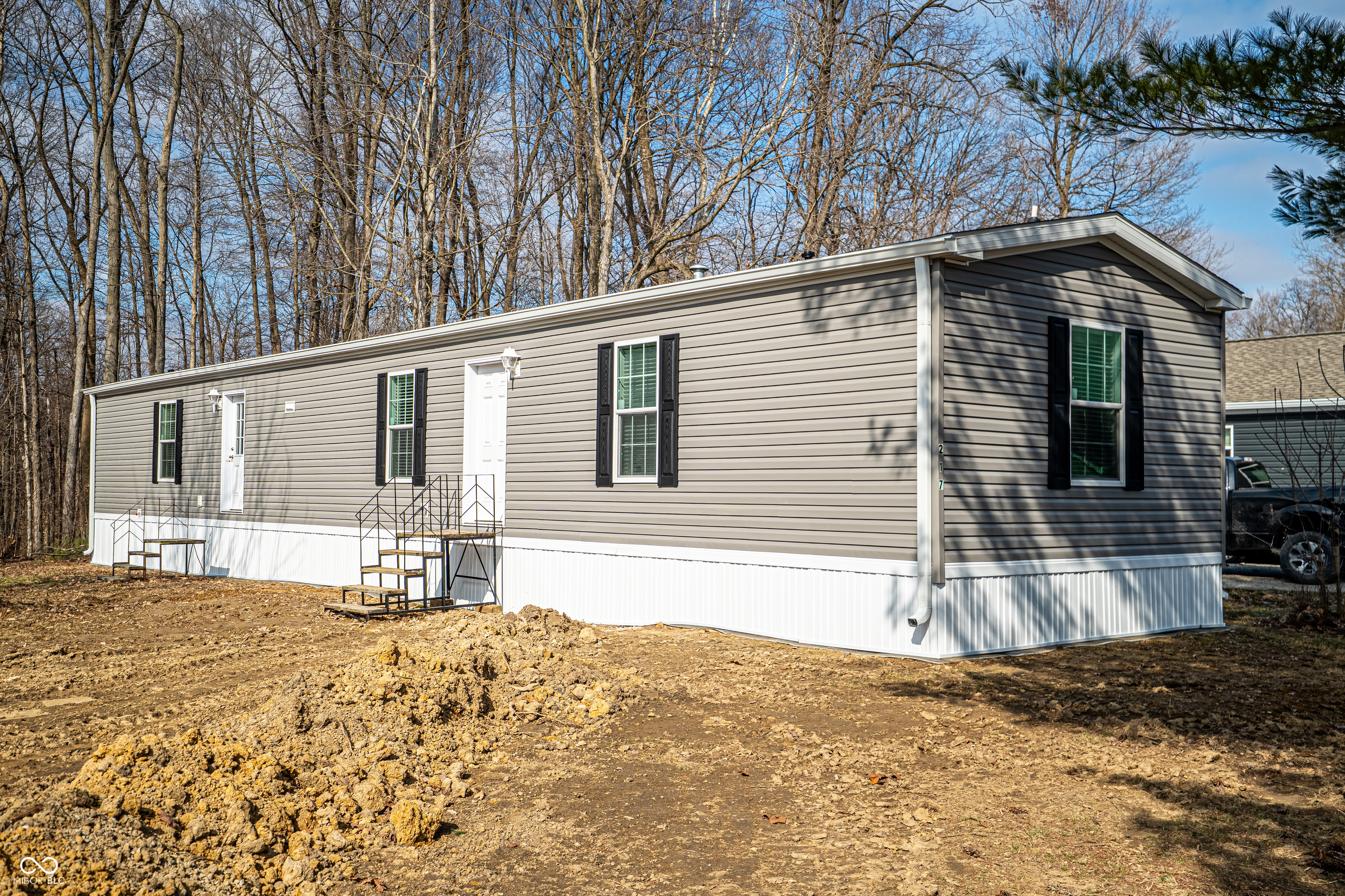 217 Lazy River Road Cloverdale, IN 46120 - Photo 2 of 42