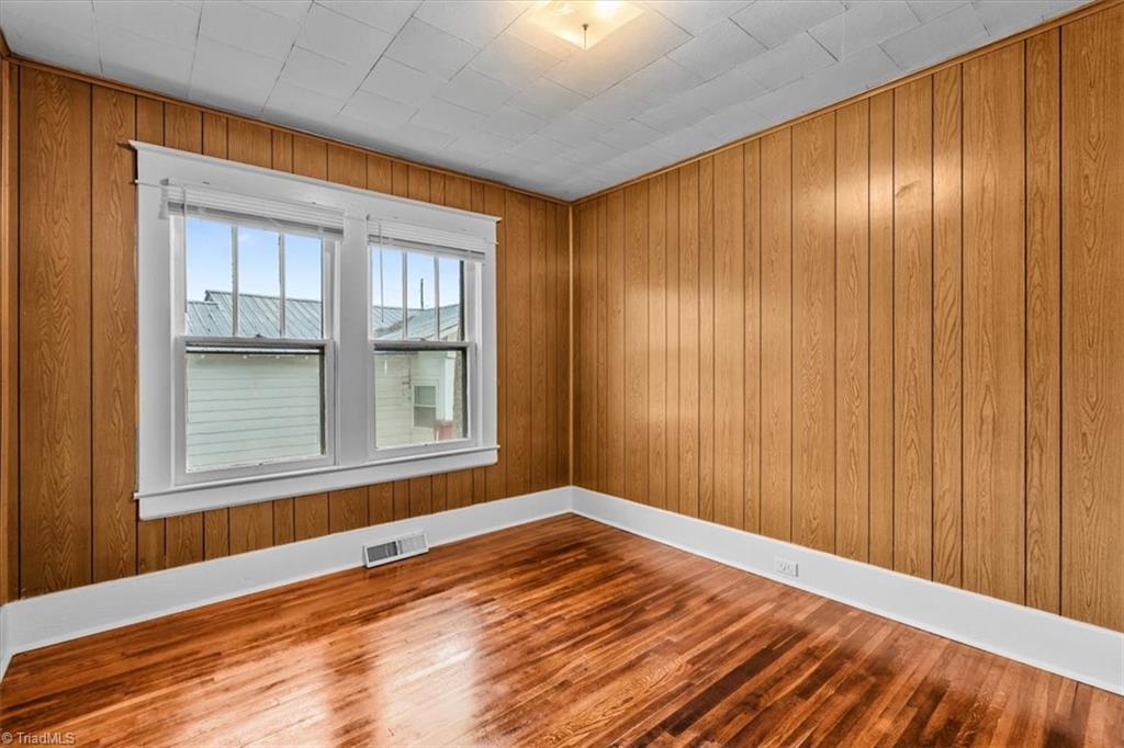 408 Hodgin Street High Point, NC 27262 - Photo 23 of 27 Gallery Image 23