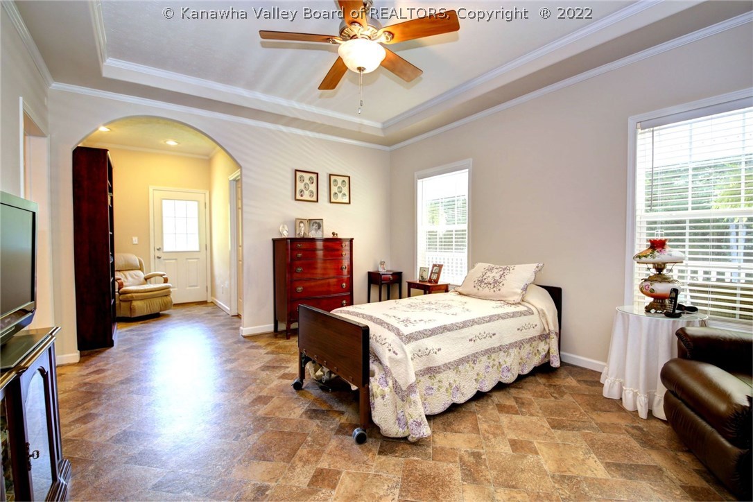226 Mollygrove Road St. Albans, WV 25177 - Photo 11 of 43 Gallery Image 11