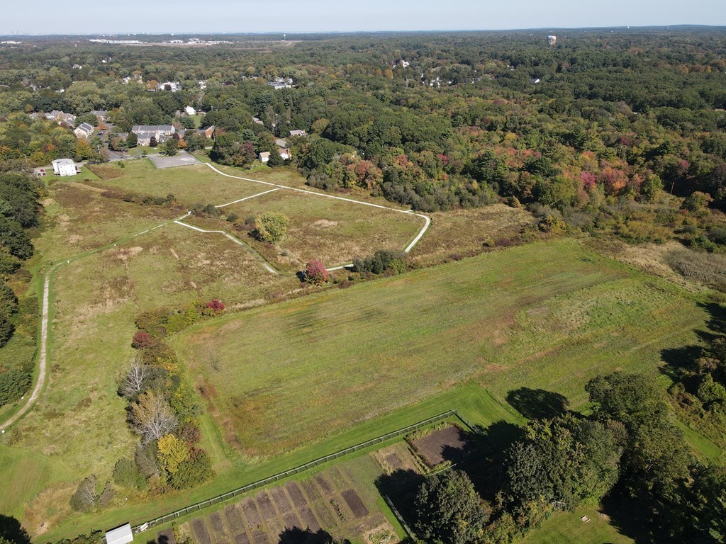 56 Bellows Circle Abington, MA 02351 - Photo 39 of 42 a view of a city
