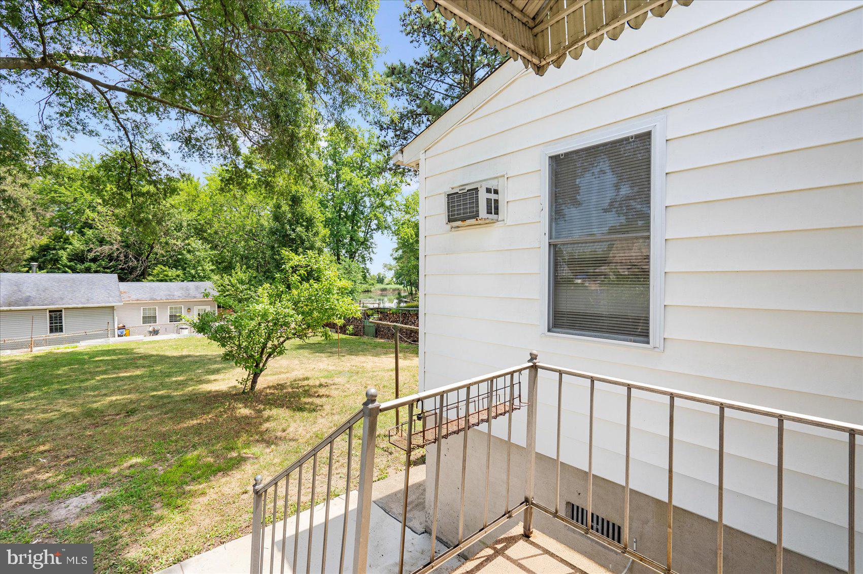 303 Miles Road Essex, MD 21221 - Photo 32 of 37