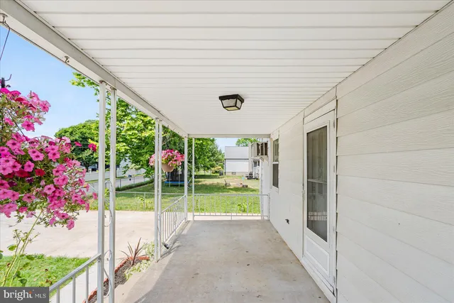 $2,800 | 303 Miles Road, Essex, MD 21221