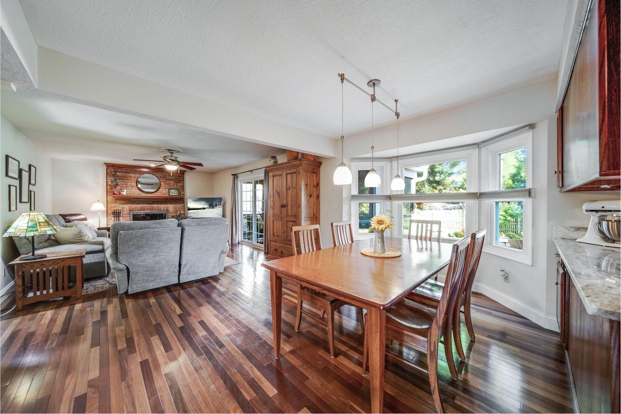 3377 River Narrows Road Hilliard, OH 43026 - Photo 28 of 94 Eat-In Kitchen