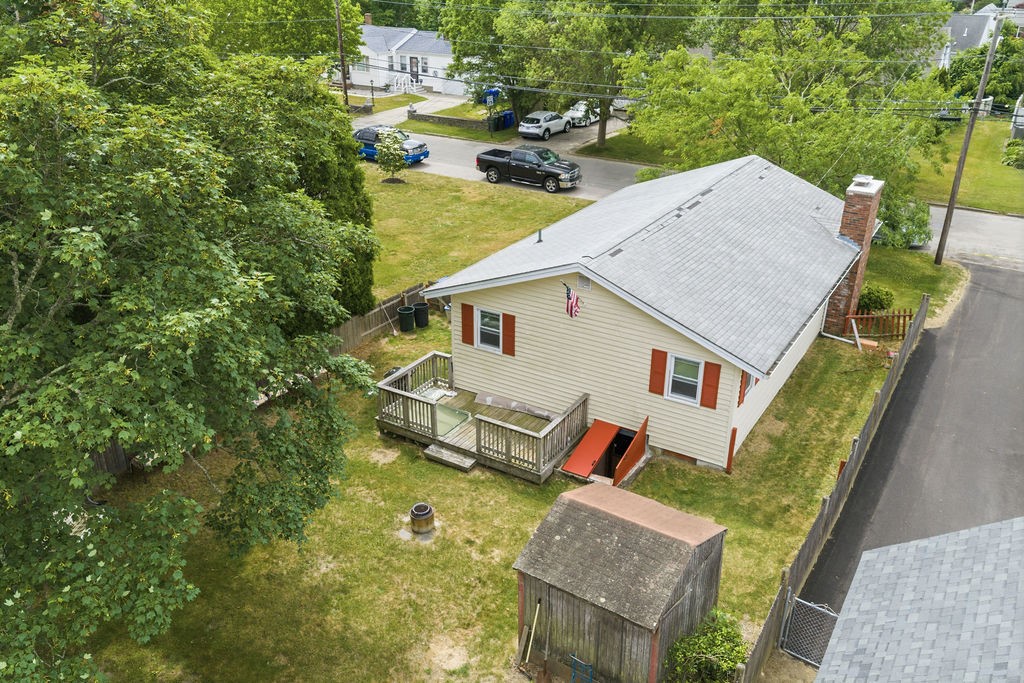 117 Fales Road Bristol, RI 02809 - Photo 6 of 45 Gallery Image 6