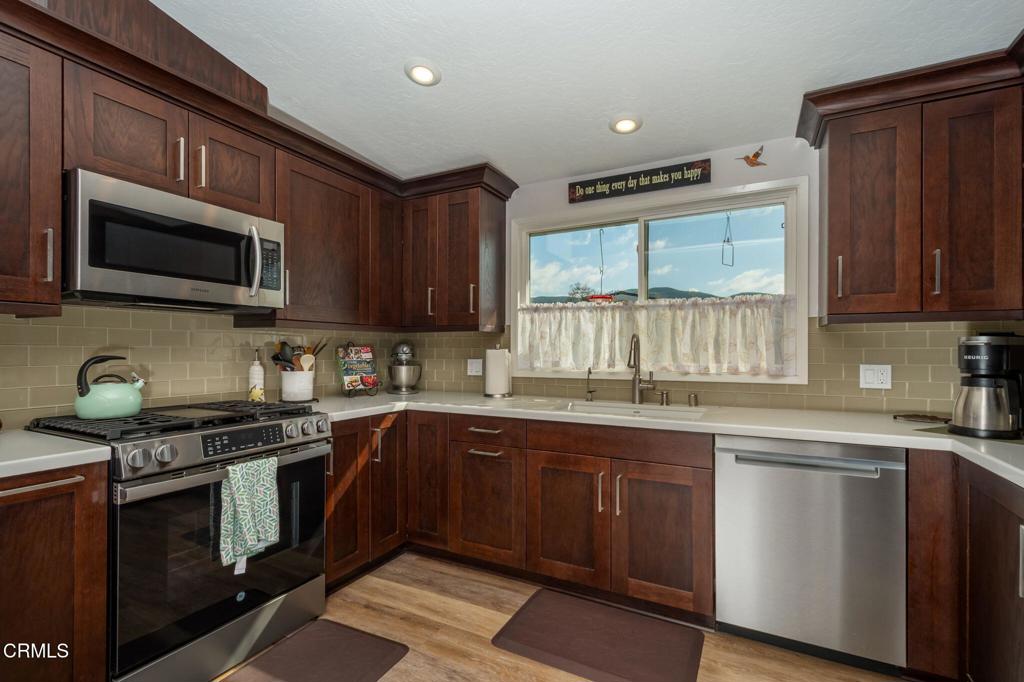 975 West Telegraph Road, Unit 71 Santa Paula, CA 93060 - Photo 14 of 48