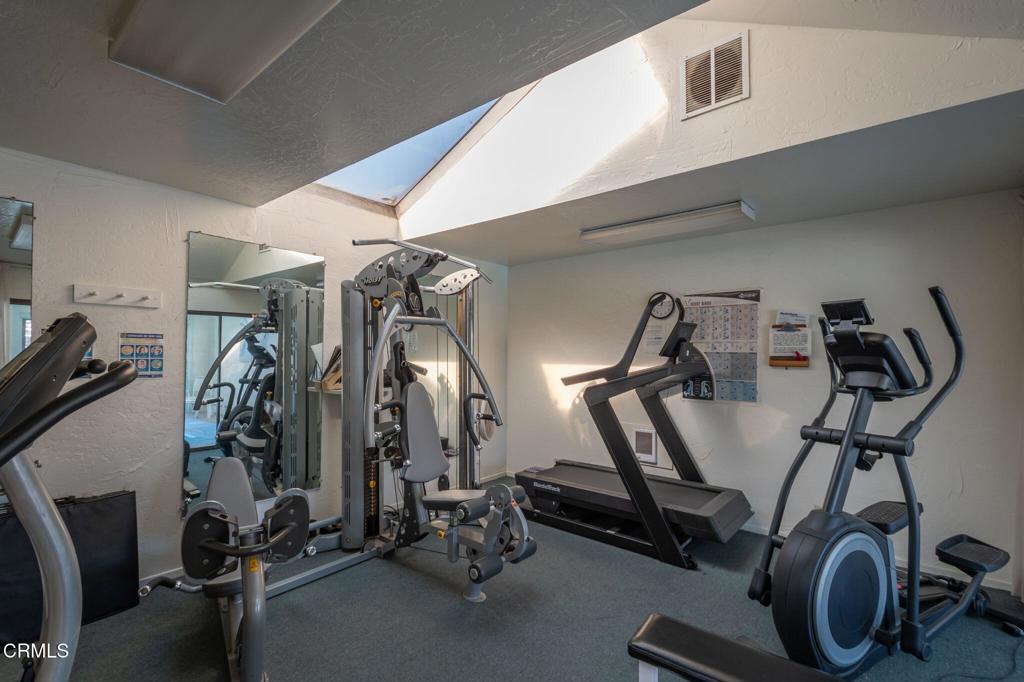 975 West Telegraph Road, Unit 71 Santa Paula, CA 93060 - Photo 47 of 48