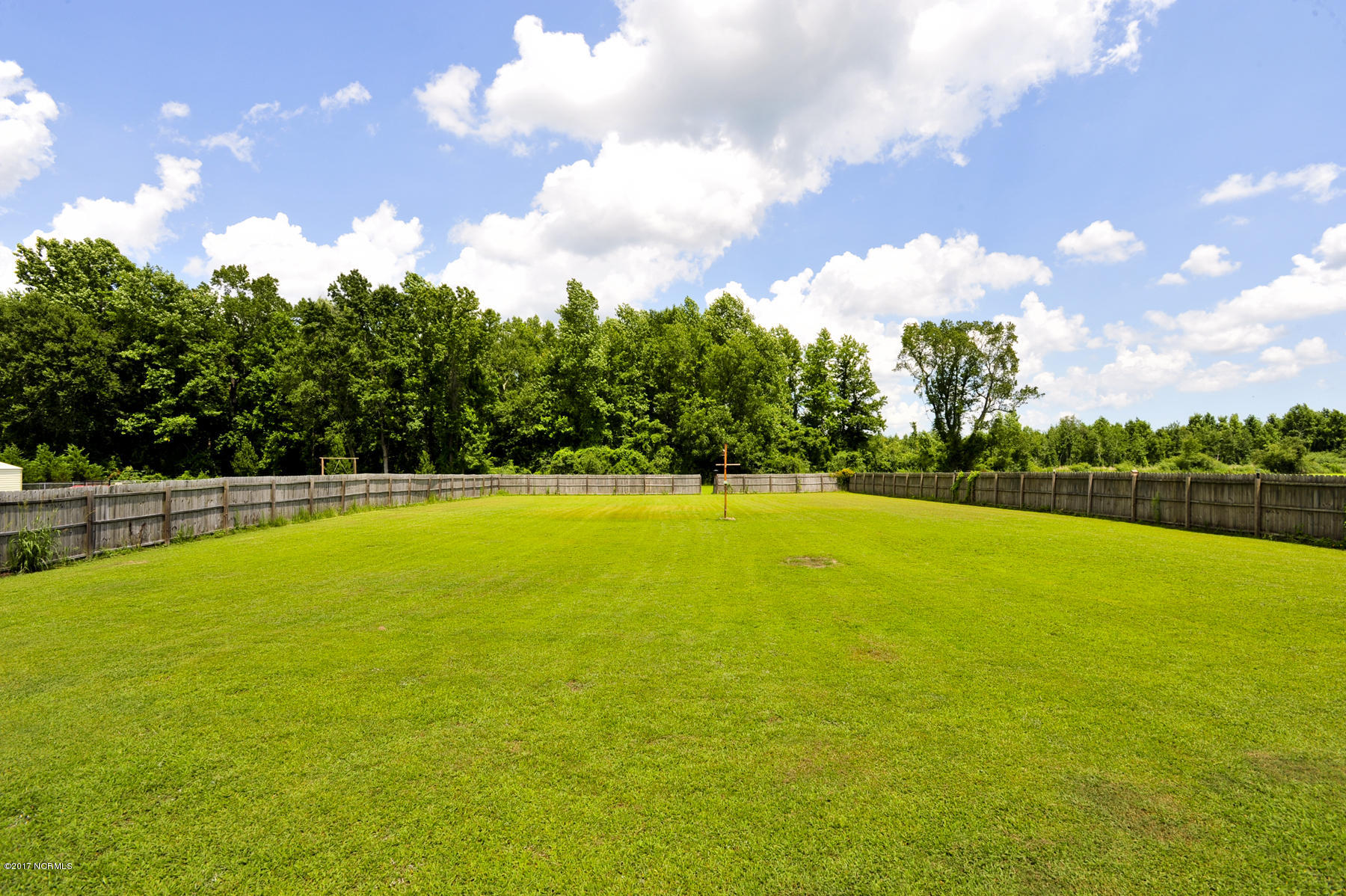 776 Comfort Road Richlands, NC 28574 - Photo 3 of 35 013 Backyard