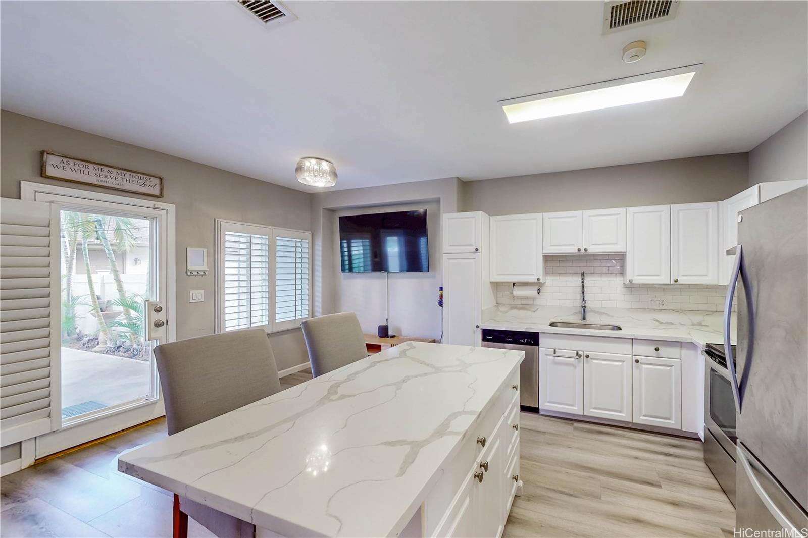 91-6580 Kapolei Parkway, Unit 3J4 Ewa Beach, HI 96706 - Photo 2 of 23